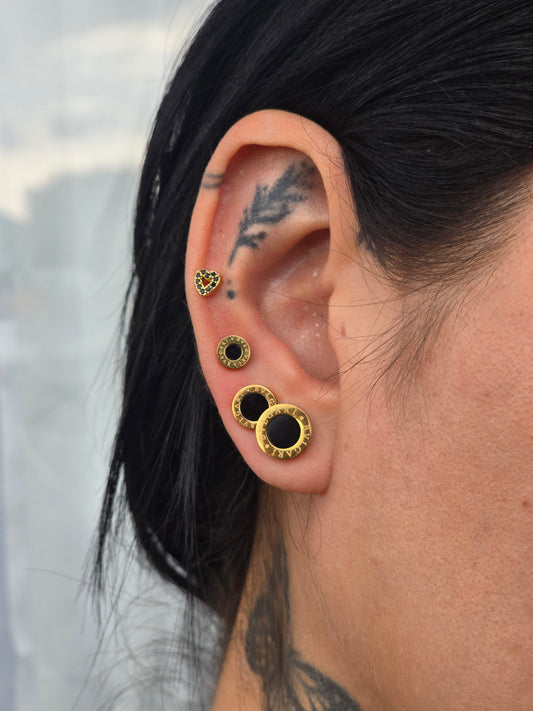Aretes Estilo Bvlgari Negros en Oro Laminado Premium