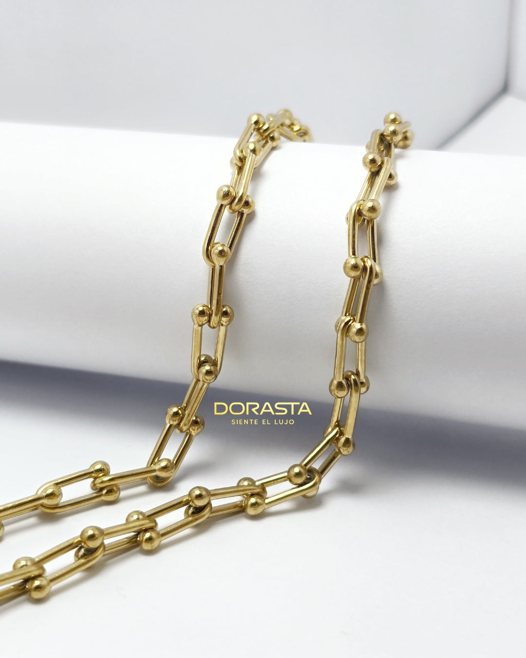 Cadena Ancla para Dama en Oro Laminado Premium – 45 cm